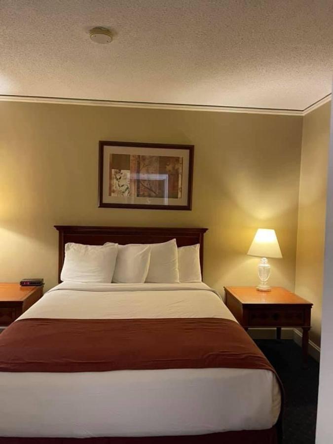Senate Suites Extended Stay Hotel Topeka Kültér fotó