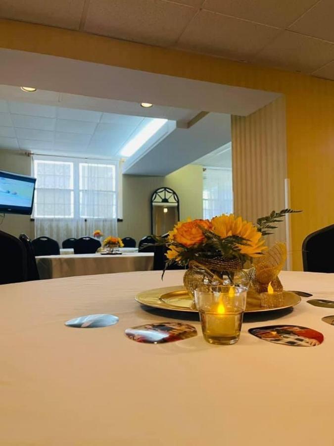 Senate Suites Extended Stay Hotel Topeka Kültér fotó
