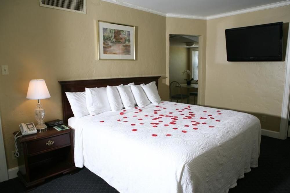 Senate Suites Extended Stay Hotel Topeka Kültér fotó